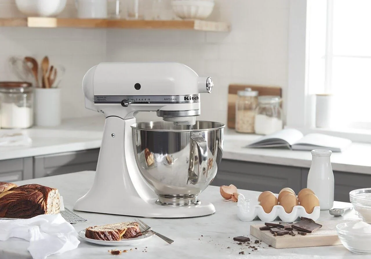 KitchenAid Artisan Series 5 Quart Tilt Head Stand Mixer